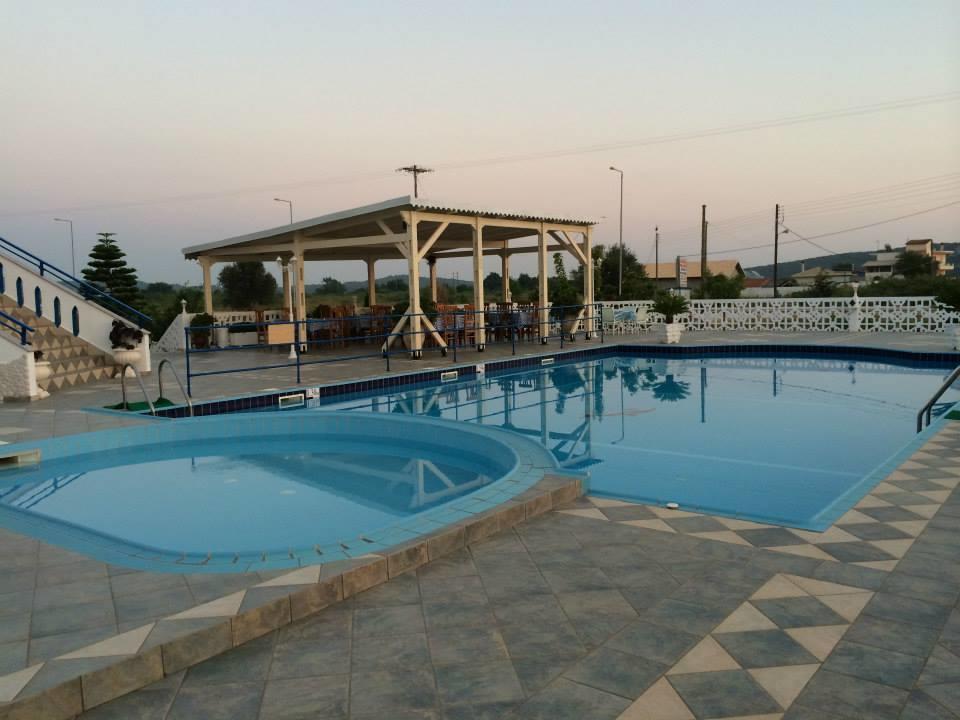Gogas Palace Aparthotel Ammoudia Exterior foto