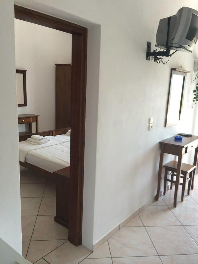 Gogas Palace Aparthotel Ammoudia Exterior foto